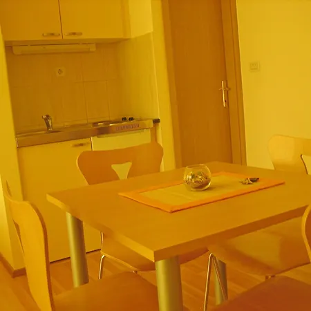 Hotel Mladen